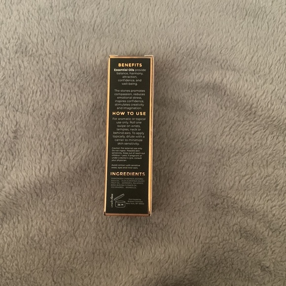 NWT 🛍 Without Contrast Rose Quartz Essential Oil - Picture 5 of 7